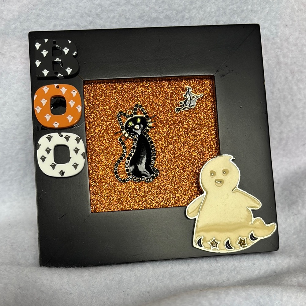 Halloween Themed framed jewlery art